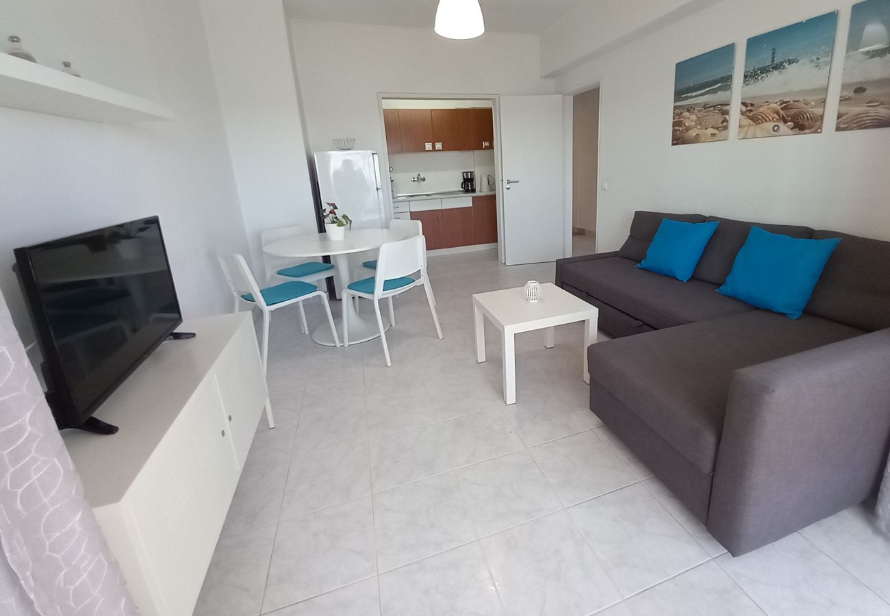 Apartment in Quarteira - T1 T20 14D A/C VISTA  MAR FANTÁSTICA 80M PRAIA 4 P