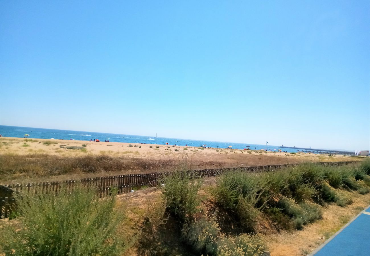 Apartment in Quarteira - T1 Moural AR COND, TV-WI-FI