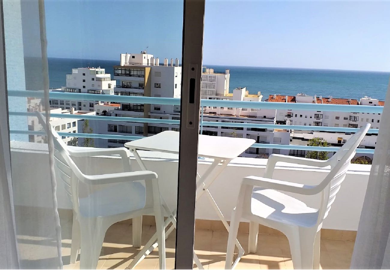 Apartment in Quarteira - T1 Colina Férias 8D-A/C,GARAGEM VMAR