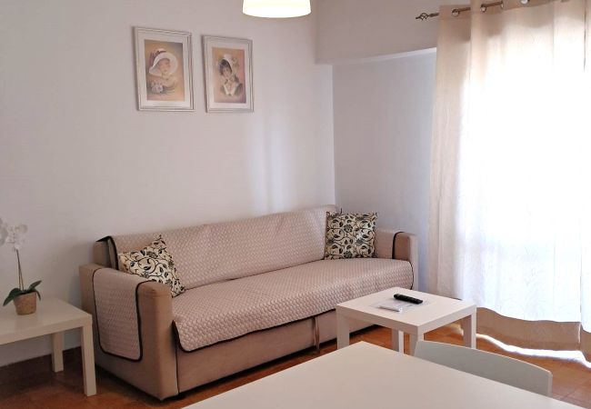 Apartment in Quarteira - T1 Torre 20 6G MÁGICO 80M PRAIA WI-FI 4 PESSOAS