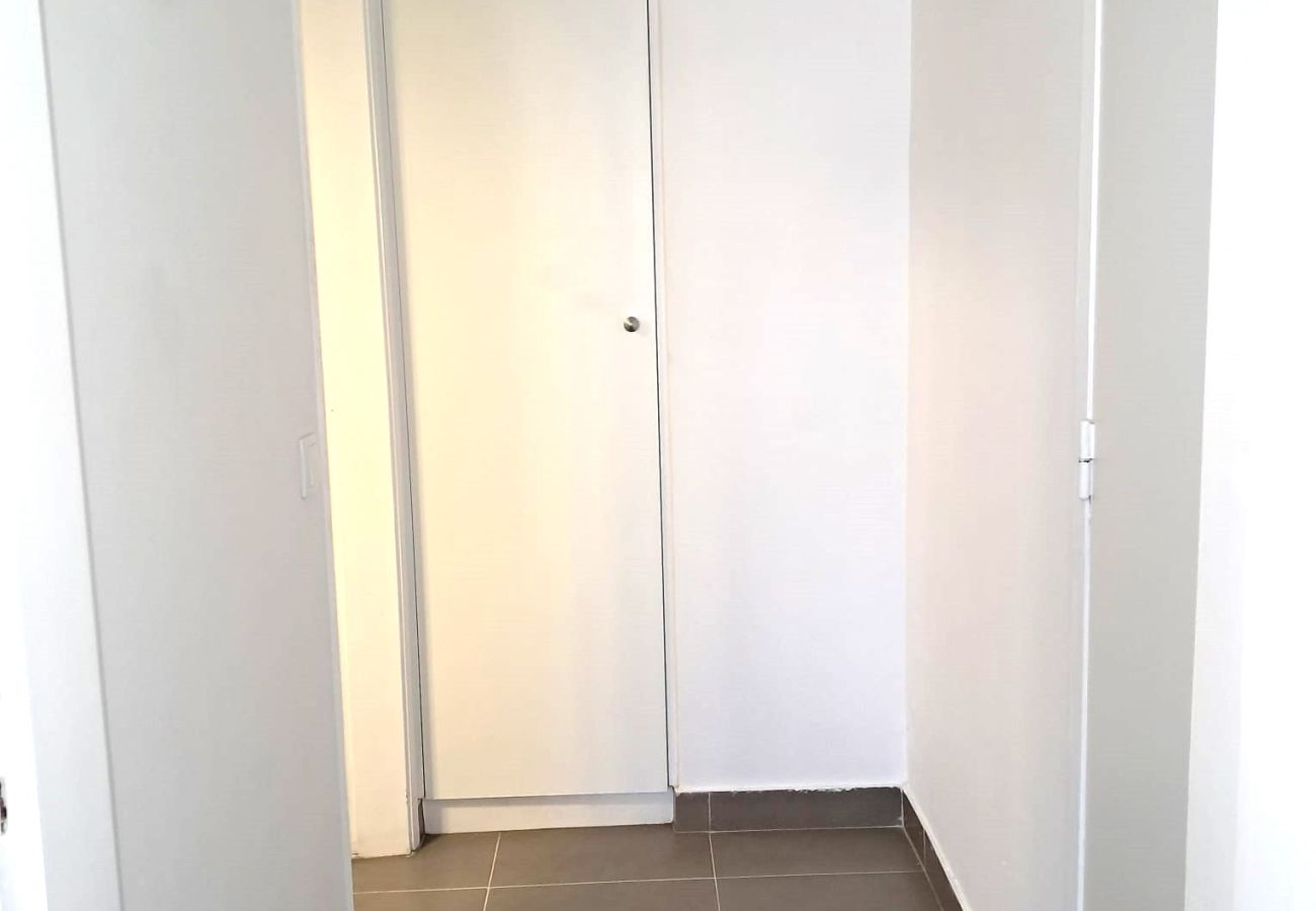 Apartment in Quarteira - T1 Torre 20 6G MÁGICO 80M PRAIA WI-FI 4 PESSOAS