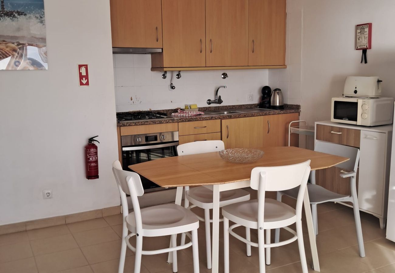 Apartment in Quarteira - T1 Praiamar 3F  FR.MAR A/C ESTACIONAMENT