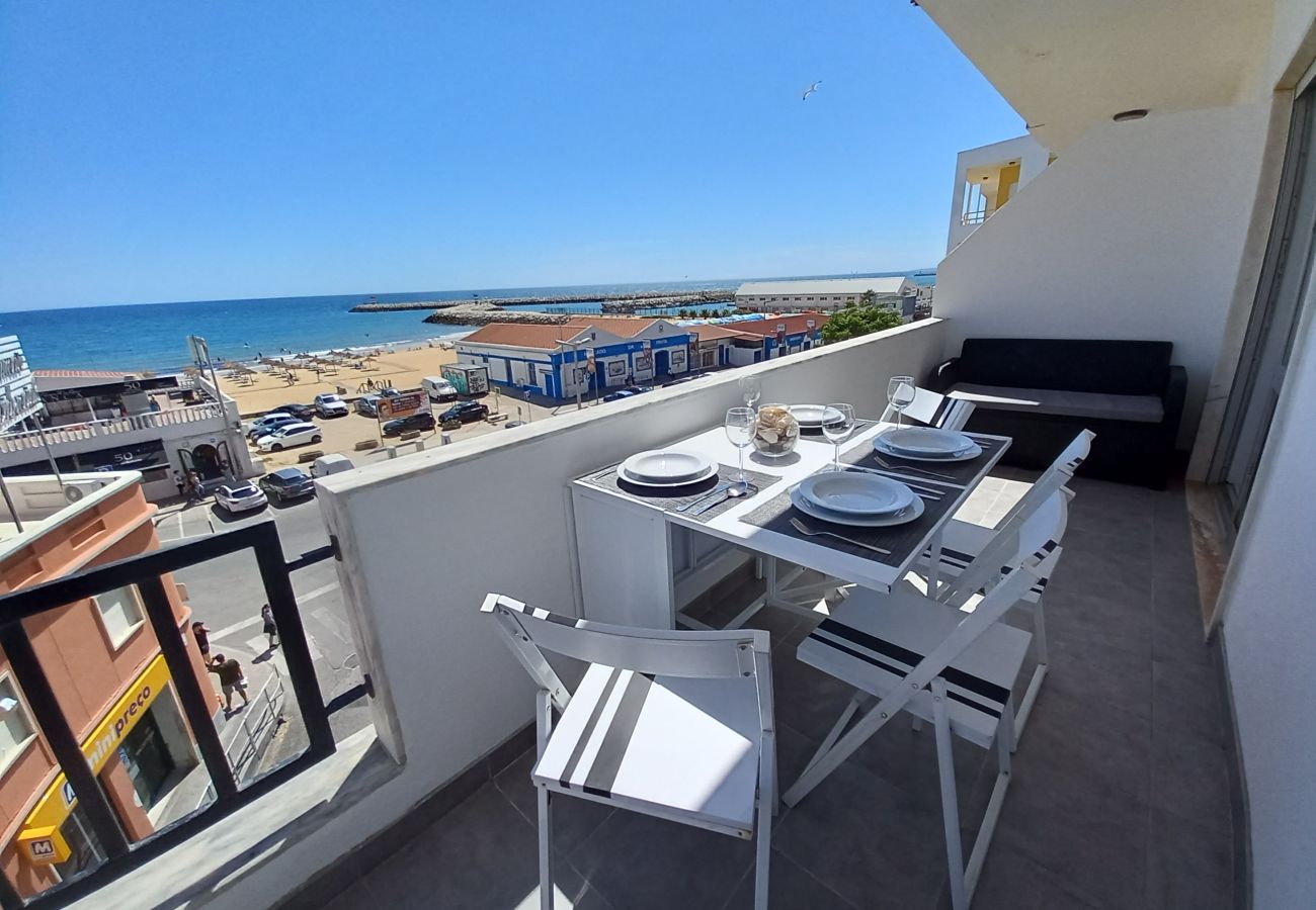 Apartment in Quarteira - T2 Gaveto 3ºpiso Vista Mar&Frente Praia
