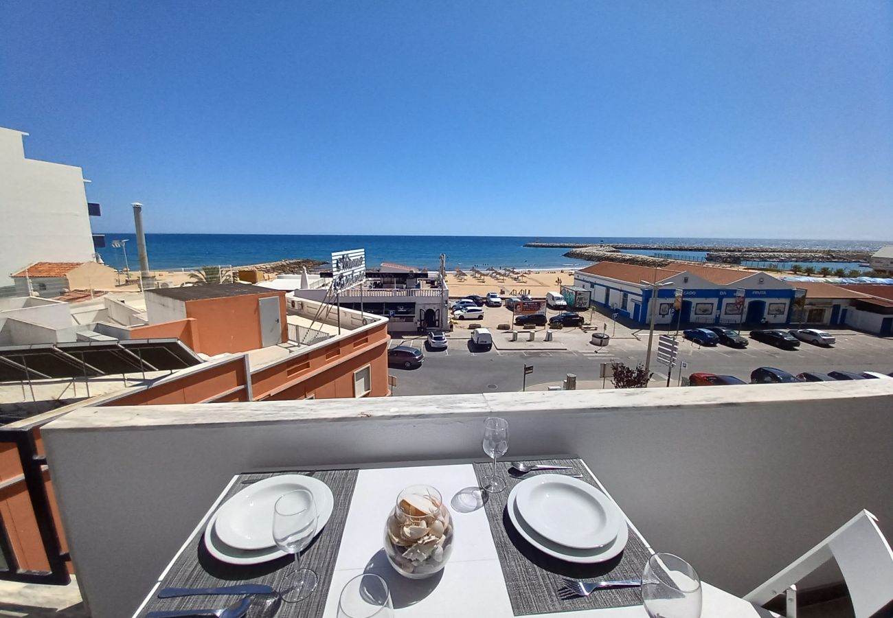 Apartment in Quarteira - T2 Gaveto 3ºpiso Vista Mar&Frente Praia