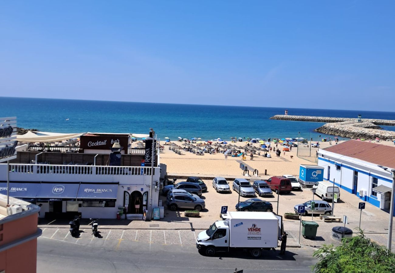 Apartment in Quarteira - T2 Gaveto 3ºpiso Vista Mar&Frente Praia