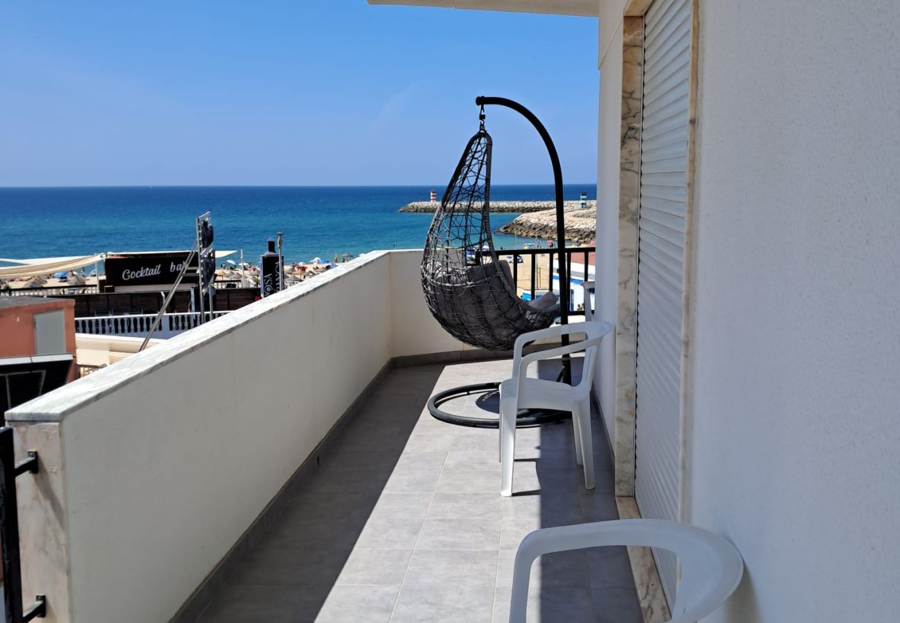 Apartment in Quarteira - T2 Gaveto 3ºpiso Vista Mar&Frente Praia