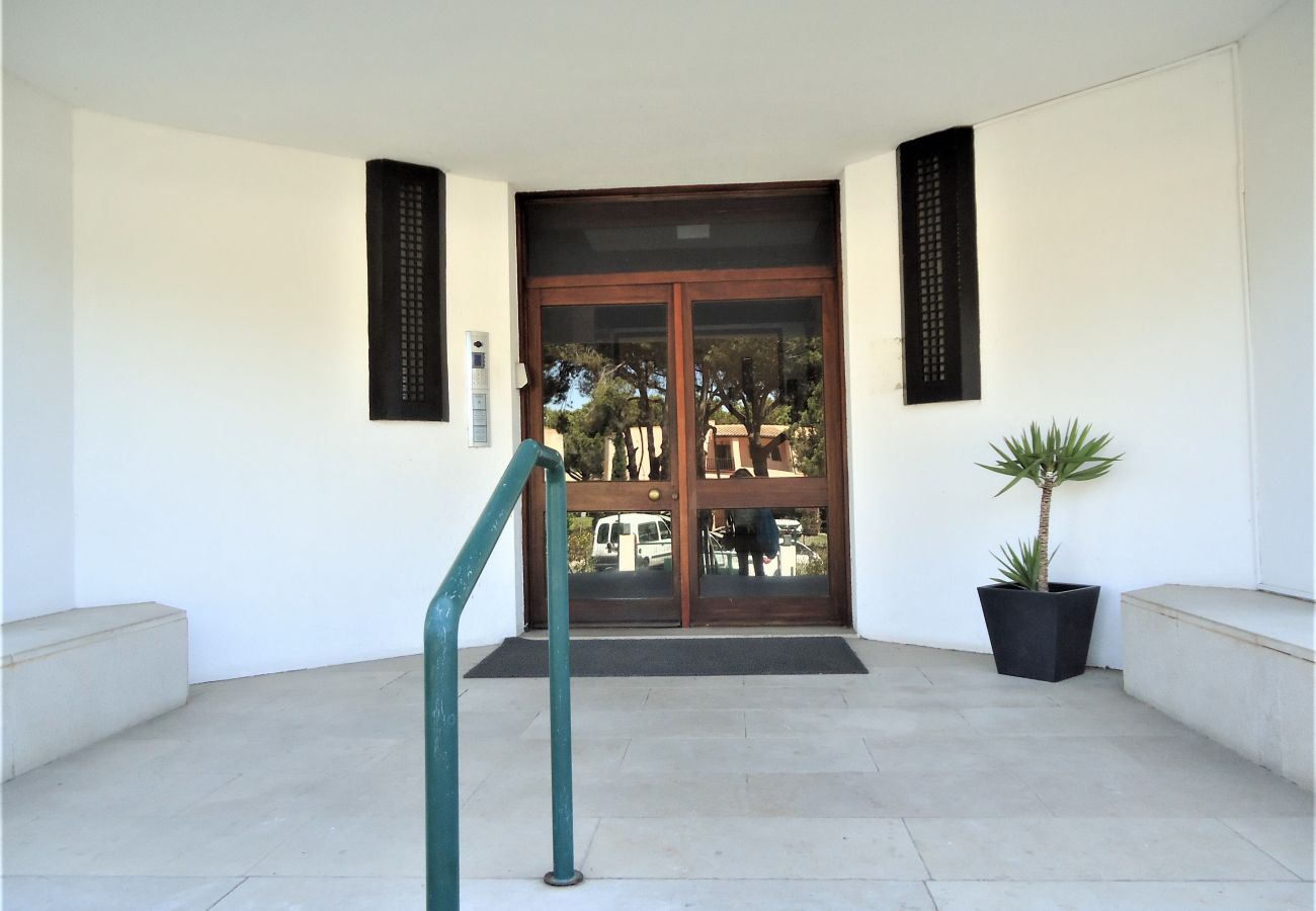 Apartment in Vilamoura - T2 A/C TENISGOLF 405- PISCINA-WIFI-VILAMOURA