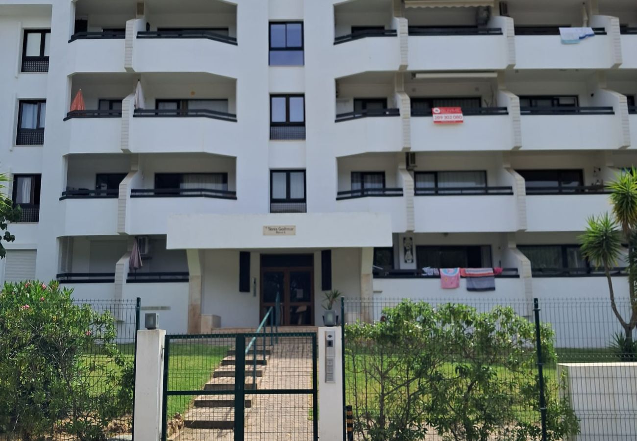Apartment in Vilamoura - T2 A/C TENISGOLF 405- PISCINA-WIFI-VILAMOURA