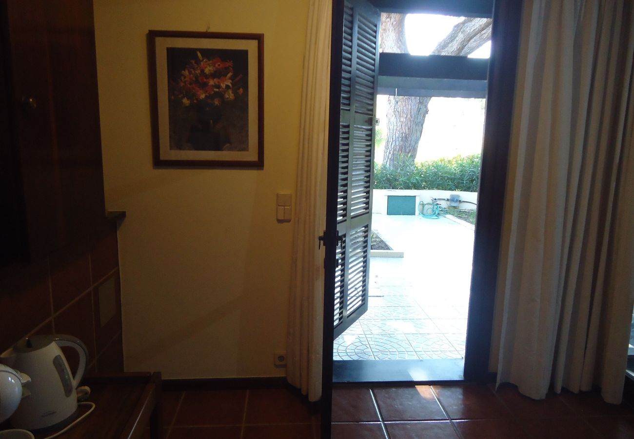 Terraced House in Quarteira - V2 Vilar Jardim Piscina wifi
