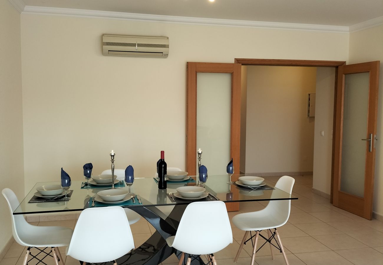 Apartment in Quarteira - T2 Infante AC 201 wifi Garagem 50m Praia
