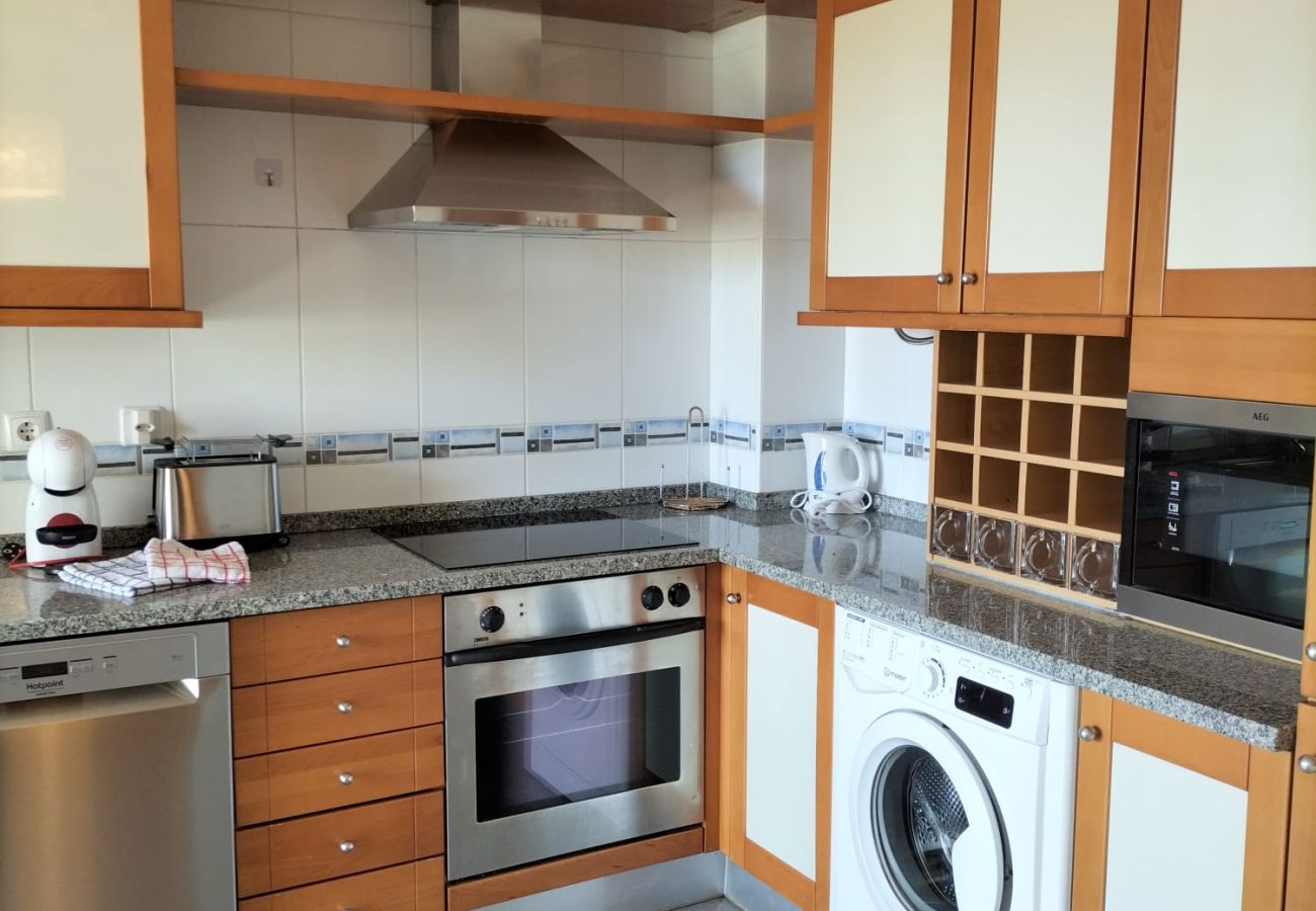 Apartment in Quarteira - T2 Vila Bairos A/C Piscina e Garagem Vilamoura
