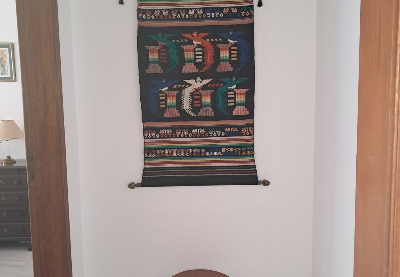 Apartment in Quarteira - T1 Frente Mar A/C e garagem 6ºB,S.Miguel
