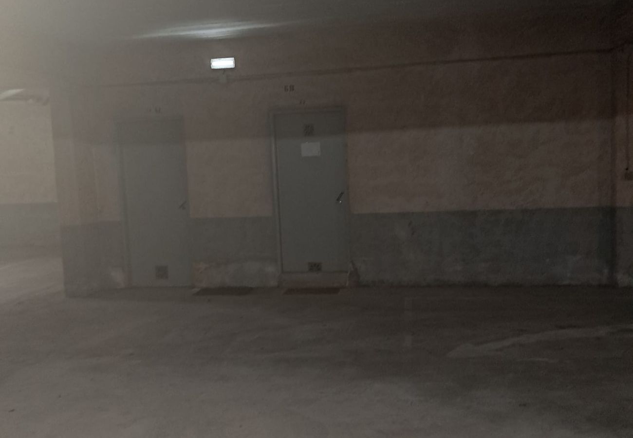 Apartment in Quarteira - T1 Frente Mar A/C e garagem 6ºB,S.Miguel