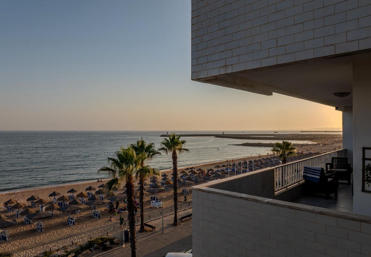 Apartment in Quarteira - T2 SUNRISE DREAM-FRENTE MAR