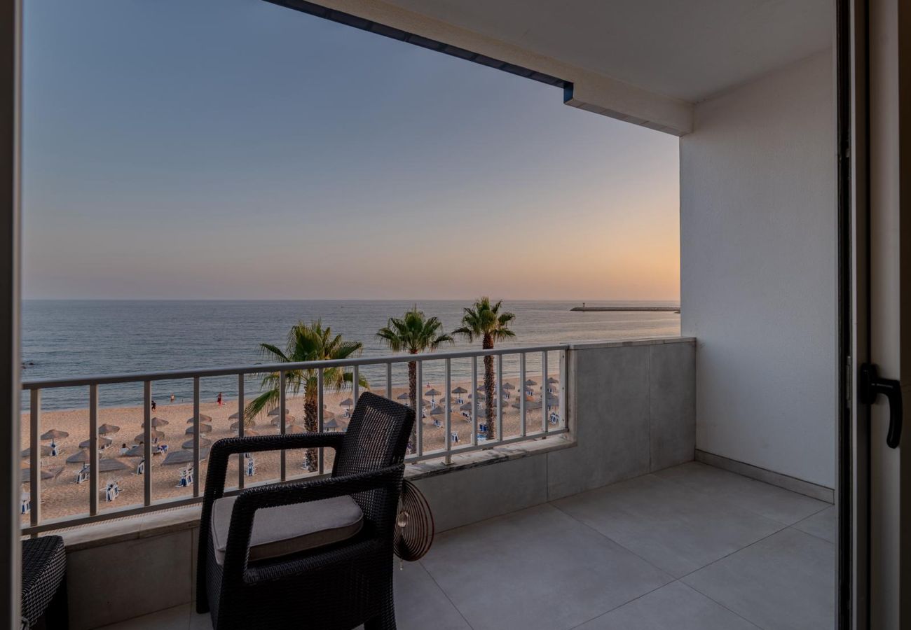 Apartment in Quarteira - T2 SUNRISE DREAM-FRENTE MAR