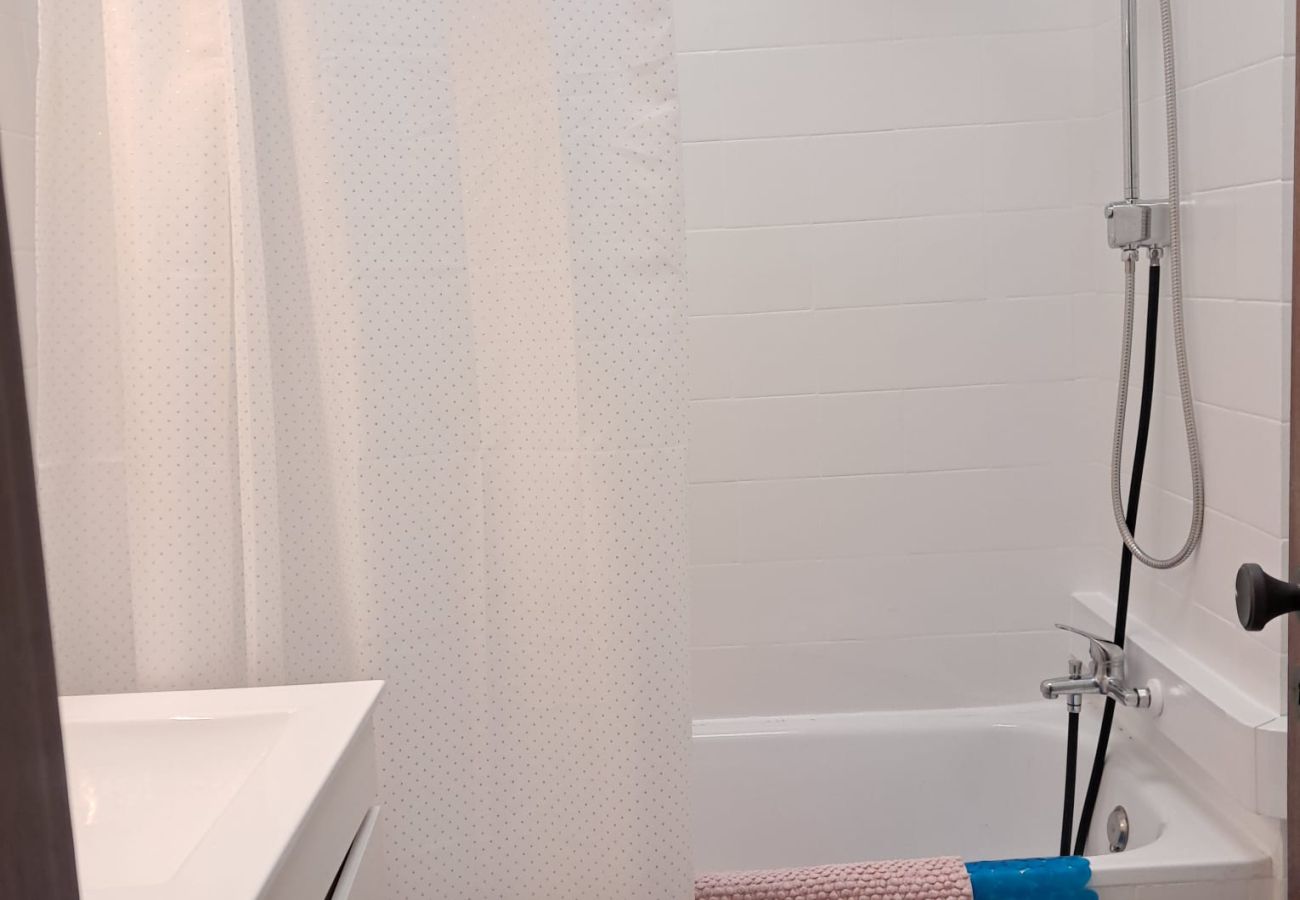 Apartment in Quarteira - T1 TORRE 20 2ºG