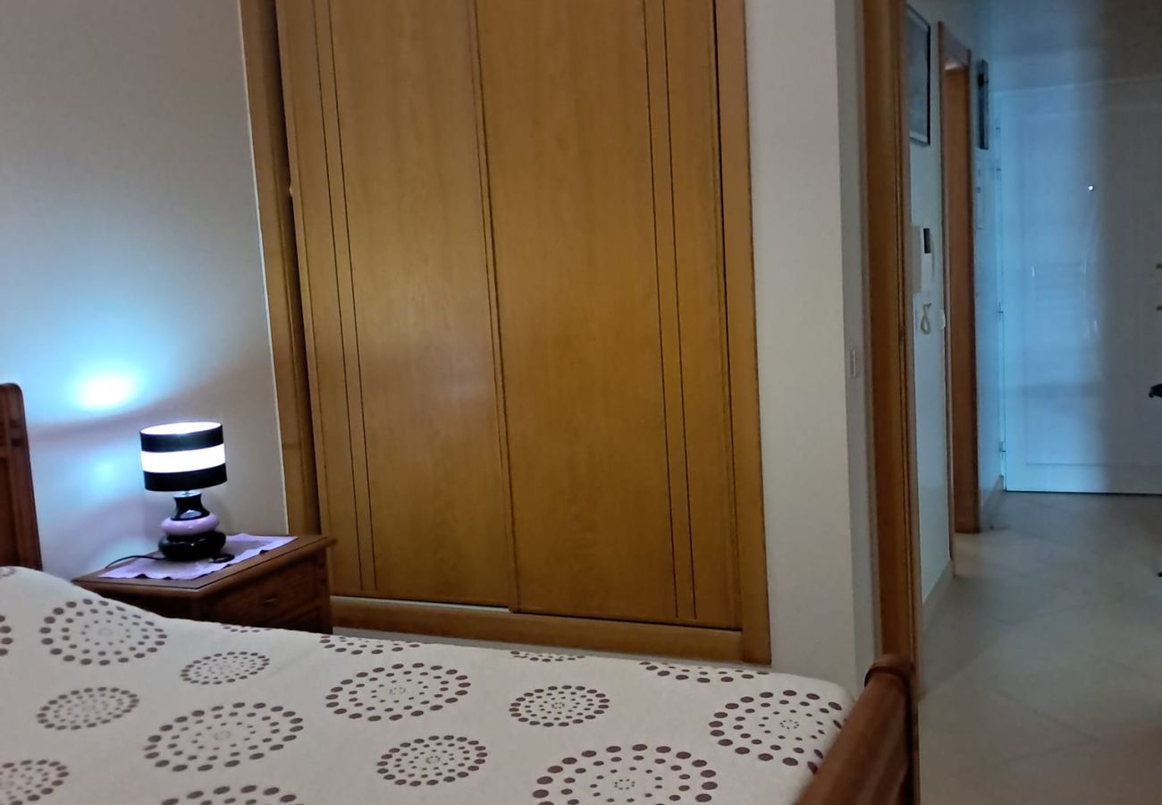 Apartment in Quarteira - T1 TAHITI-A/C, GARAGEM,WI-FI-PERTO DA PRAIA