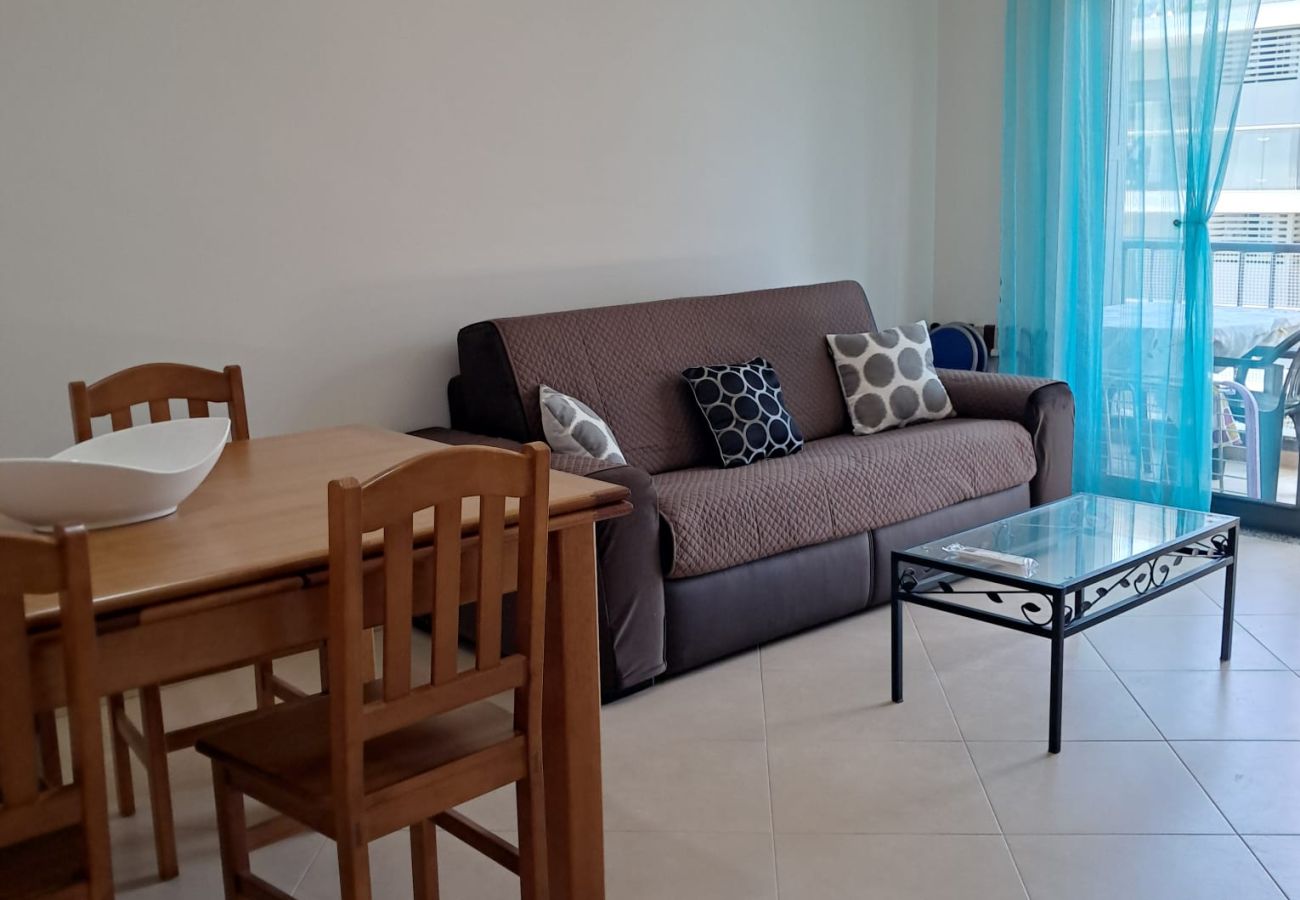 Apartment in Quarteira - T1 TAHITI-A/C, GARAGEM,WI-FI-PERTO DA PRAIA