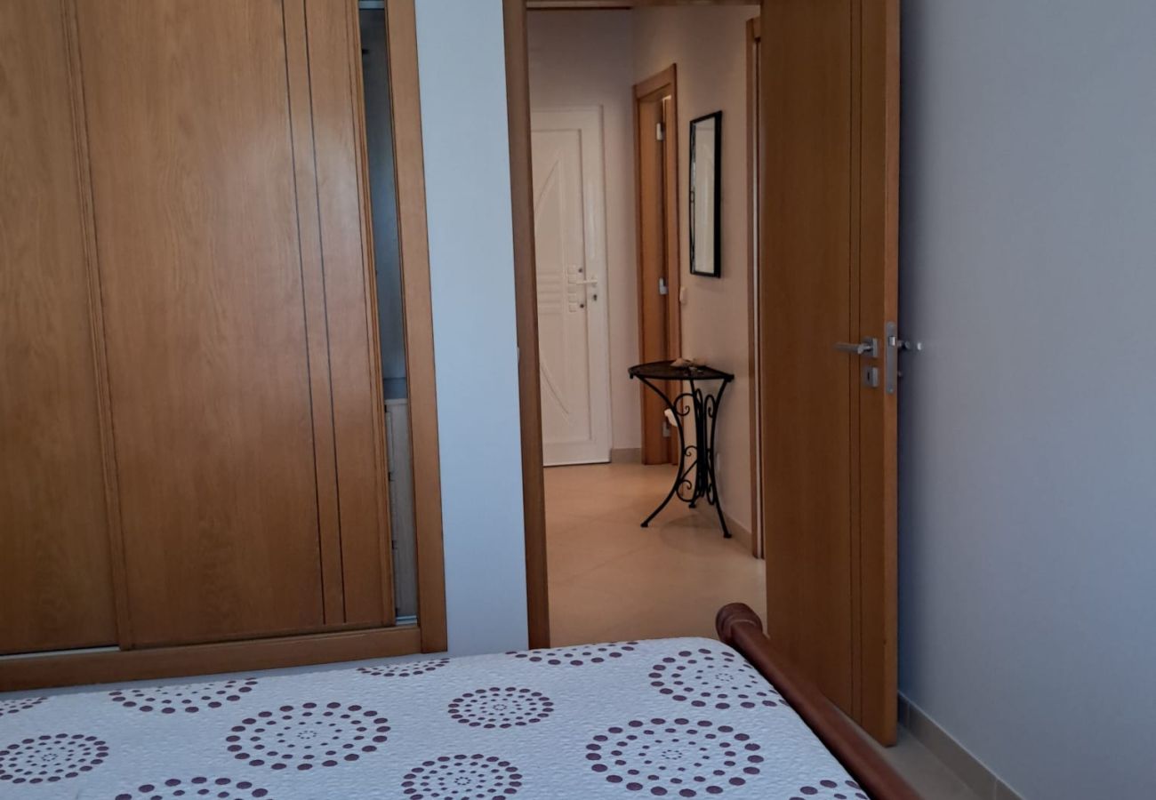 Apartment in Quarteira - T1 TAHITI-A/C, GARAGEM,WI-FI-PERTO DA PRAIA