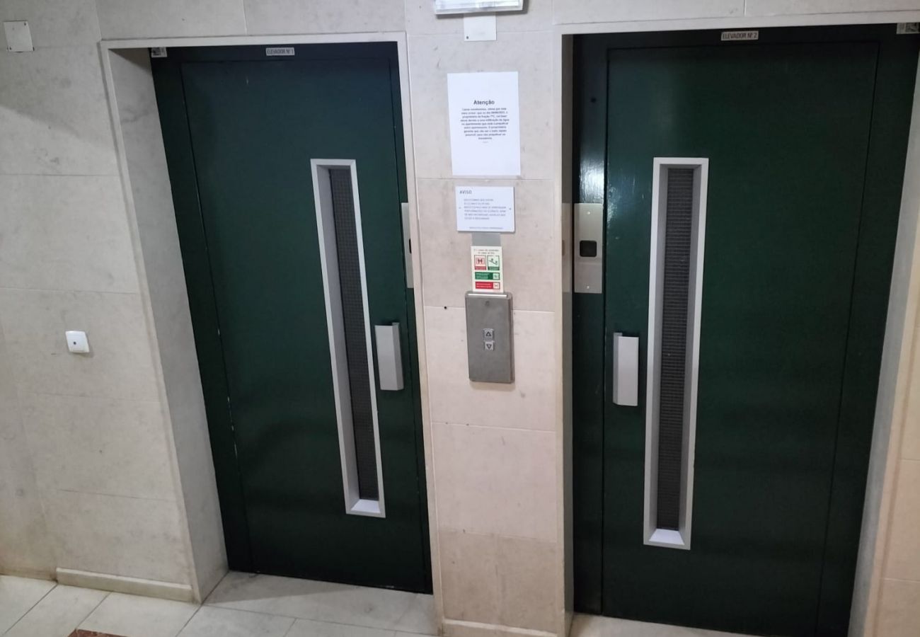Appartement à Quarteira - T1 Moural AR COND, TV-WI-FI