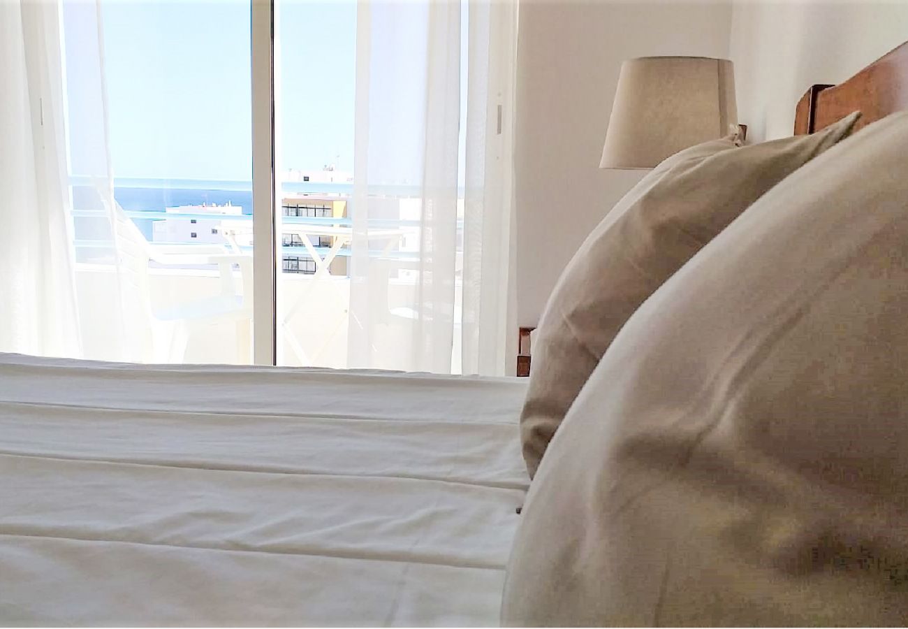 Appartement à Quarteira - T1 Colina Férias 8D-A/C,GARAGEM VMAR