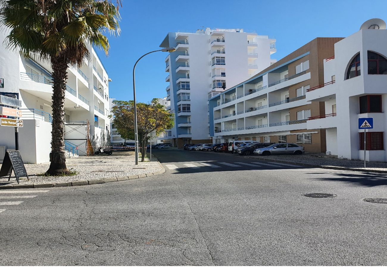 Appartement à Quarteira - T1 Colina Férias 8D-A/C,GARAGEM VMAR