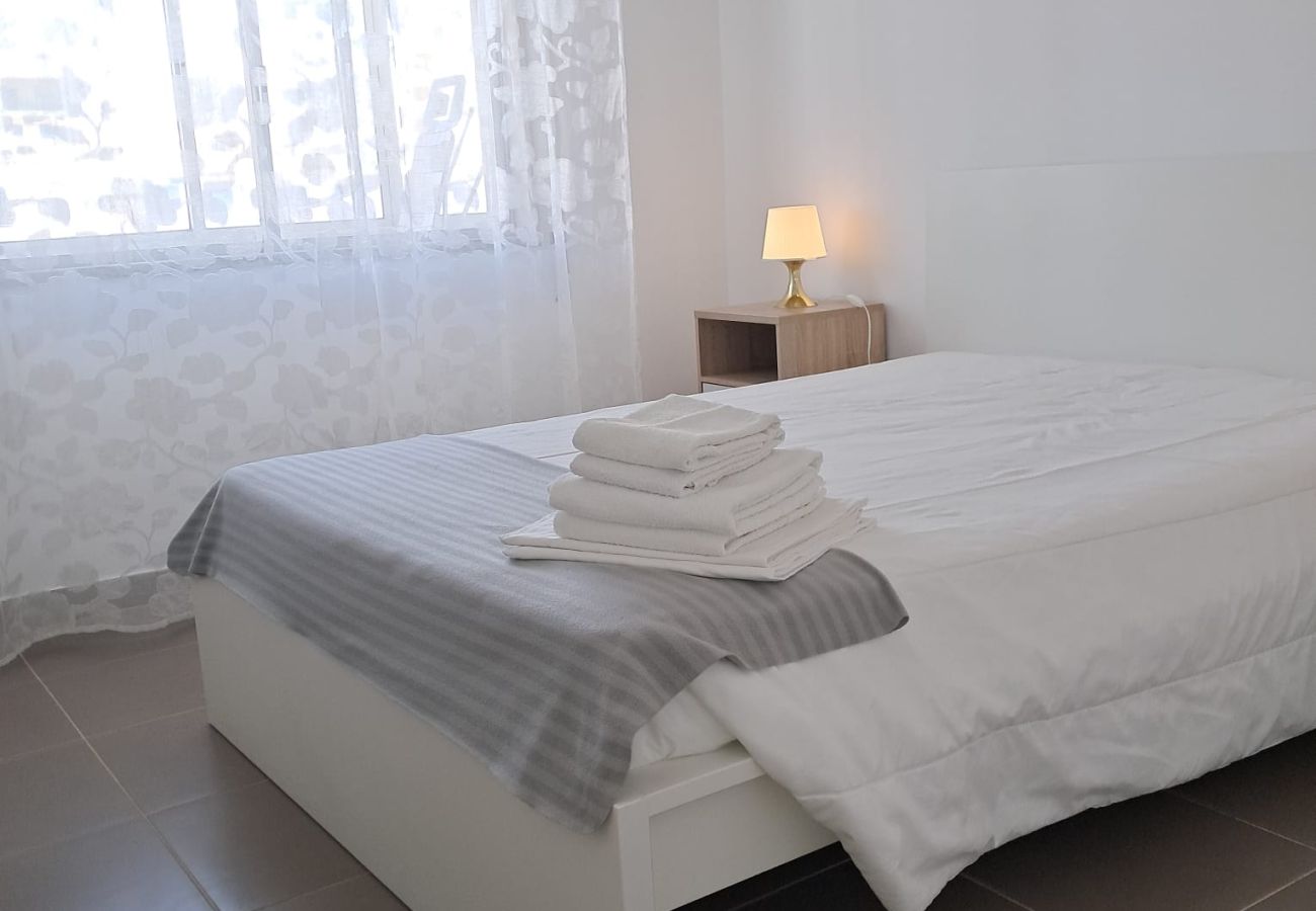 Appartement à Quarteira - T1 Torre 20 6G MÁGICO 80M PRAIA WI-FI 4 PESSOAS