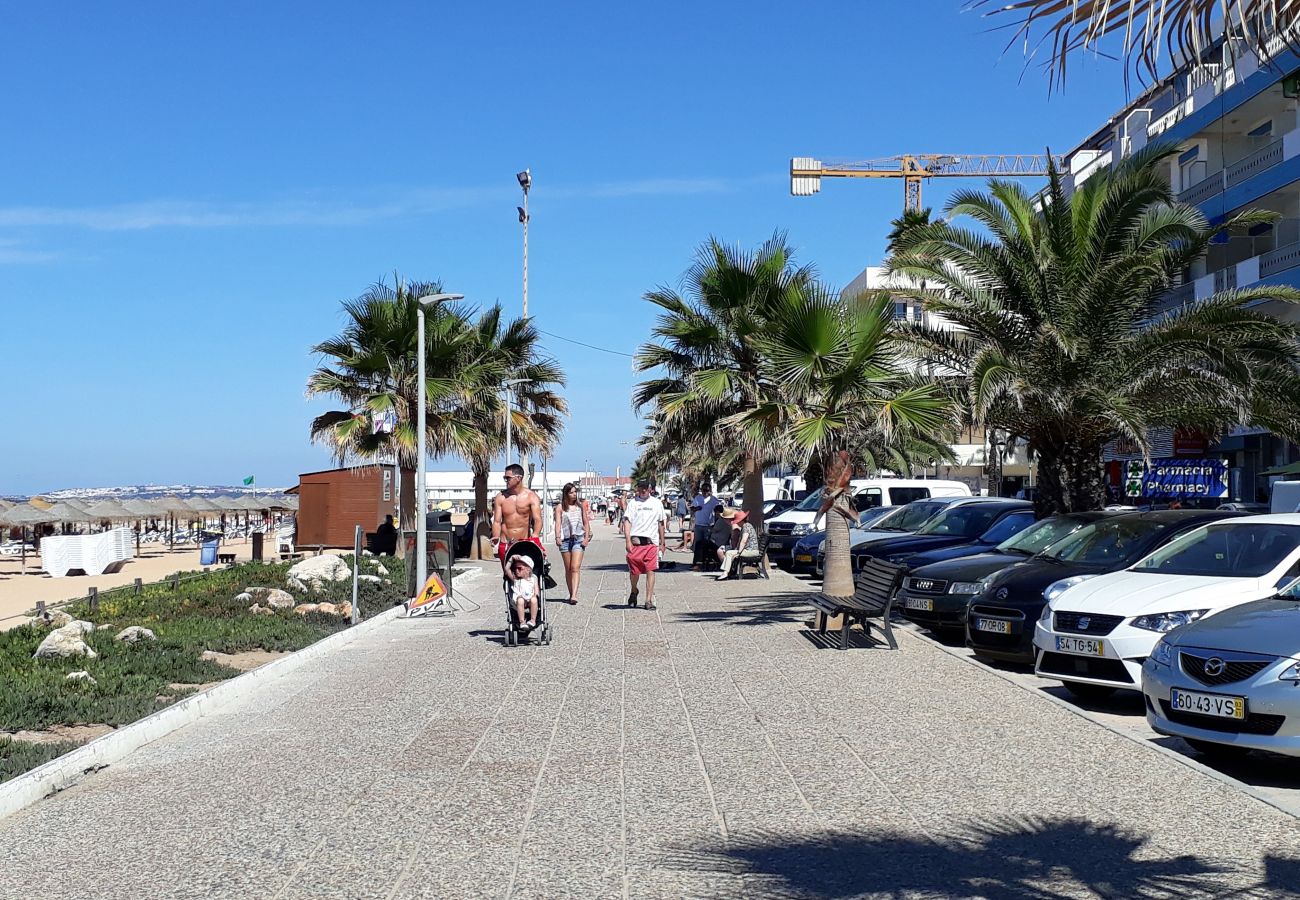 Appartement à Quarteira - T1 CONFORTO E VISTA MAR A/C 80M PRAIA-16E& WIFI