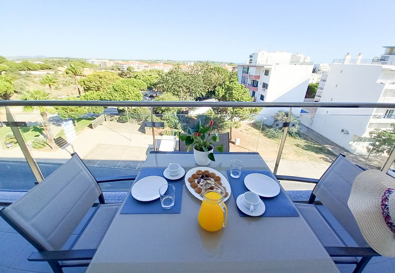 Appartement à Quarteira - T1 AForte Novo,A/C,ESTAC, Wifi,PRAIA