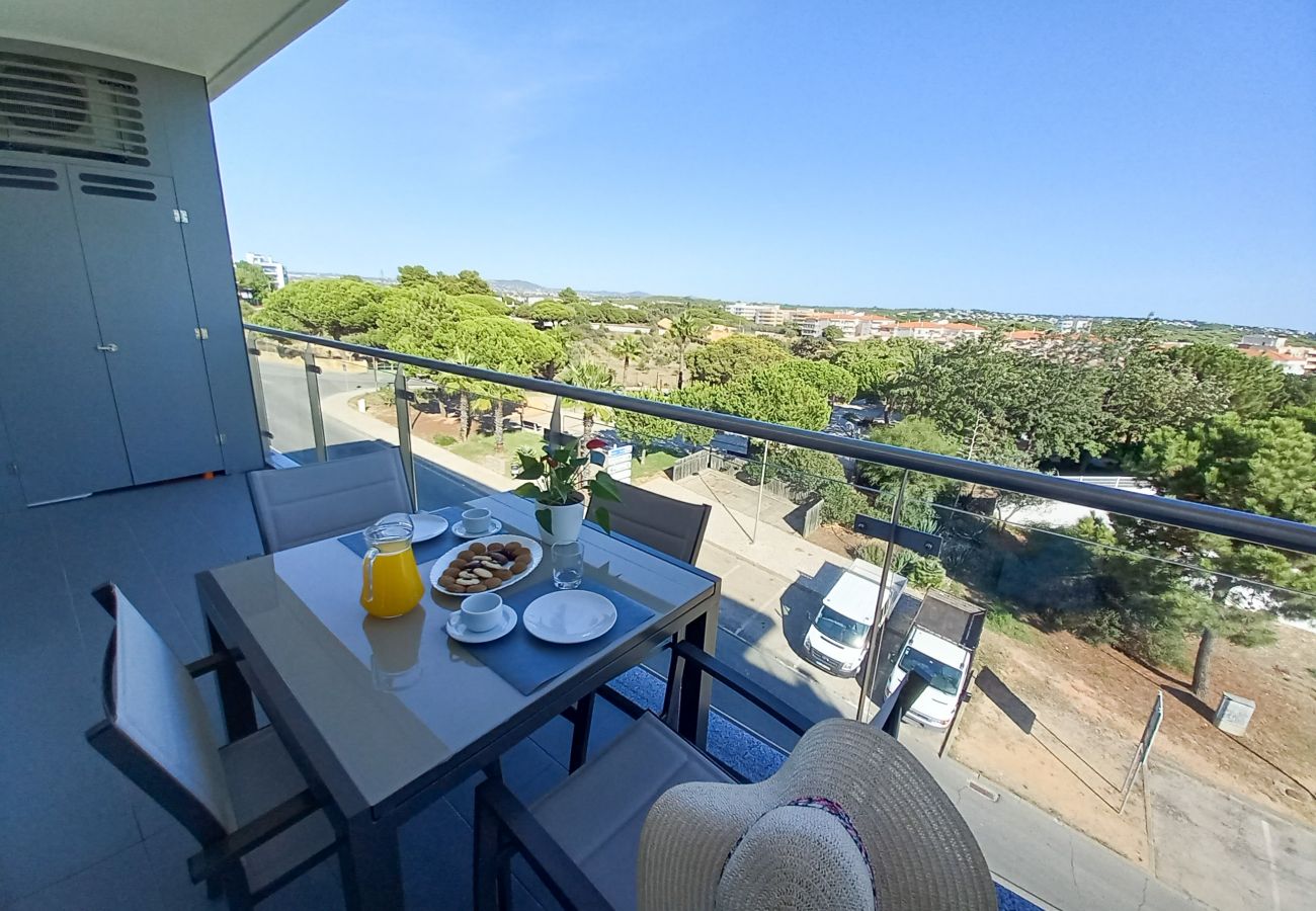 Appartement à Quarteira - T1 AForte Novo,A/C,ESTAC, Wifi,PRAIA