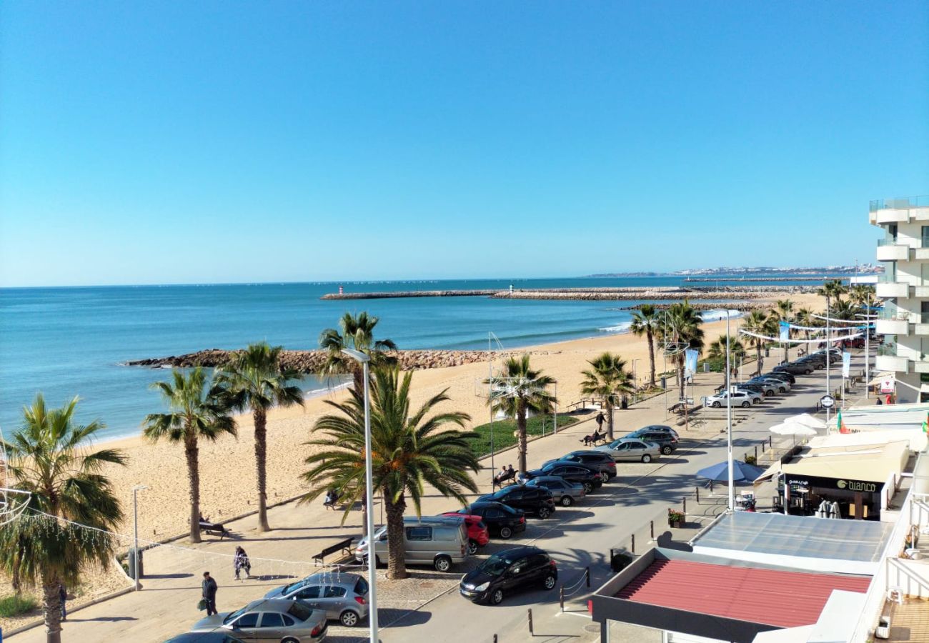 Appartement à Quarteira - T2-MAMA II.  AC FRENTE MAR 