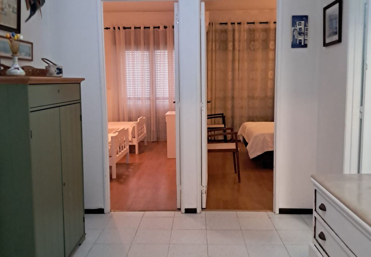 Appartement à Quarteira - T2-MAMA II.  AC FRENTE MAR 