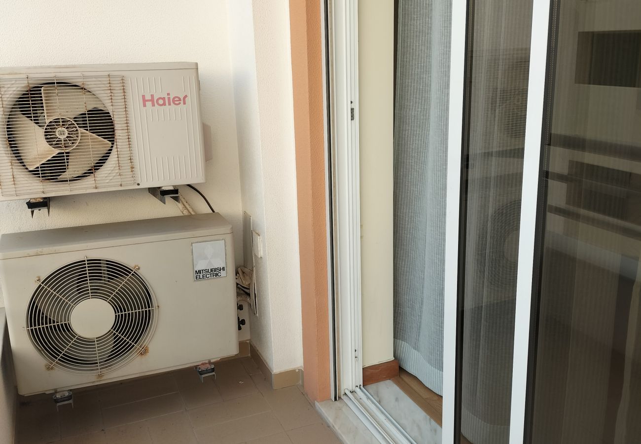 Appartement à Quarteira - T2 Infante AC 201 wifi Garagem 50m Praia