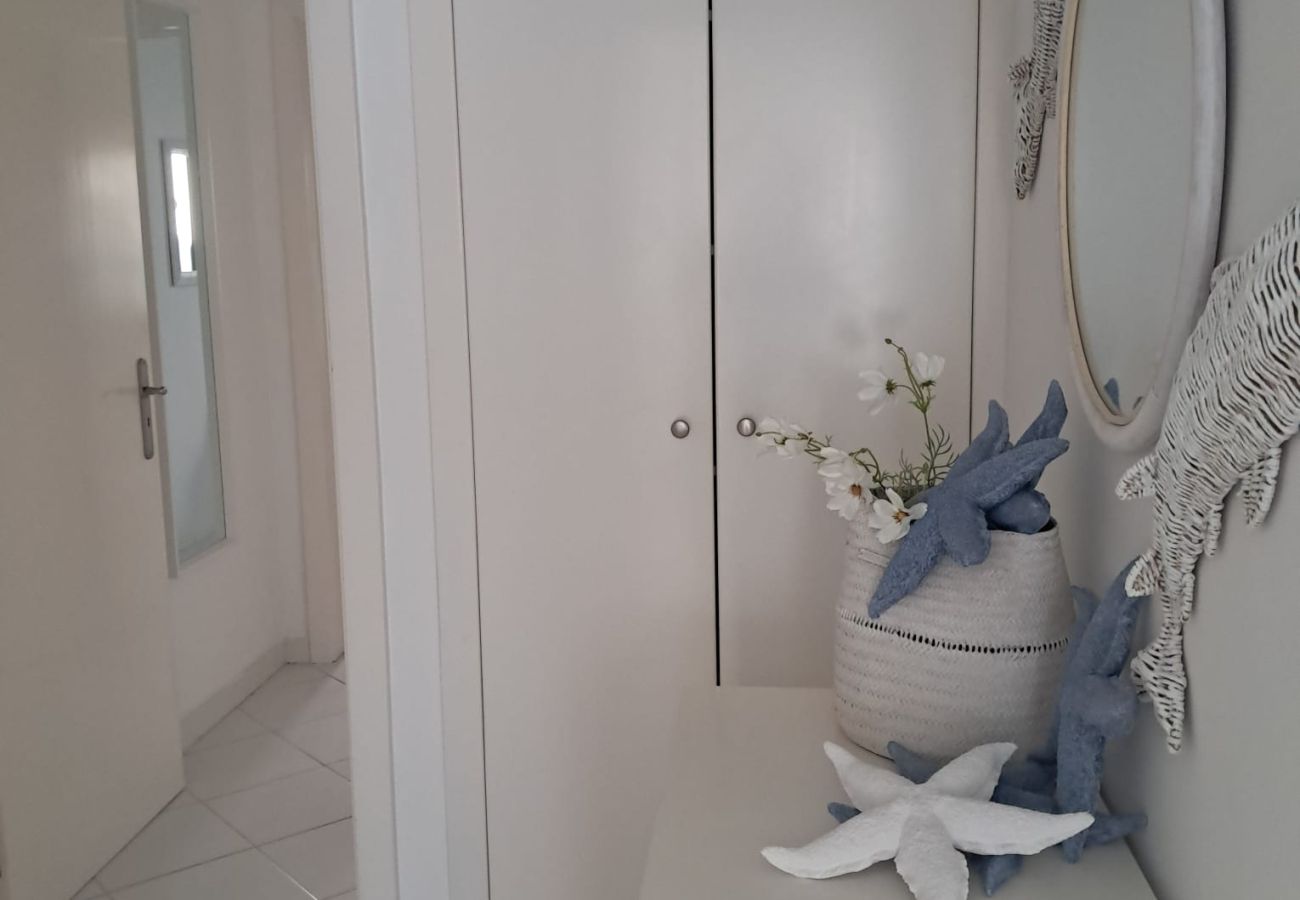 Appartement à Quarteira - T2 AZUL ACOLHEDOR FRENTE MAR