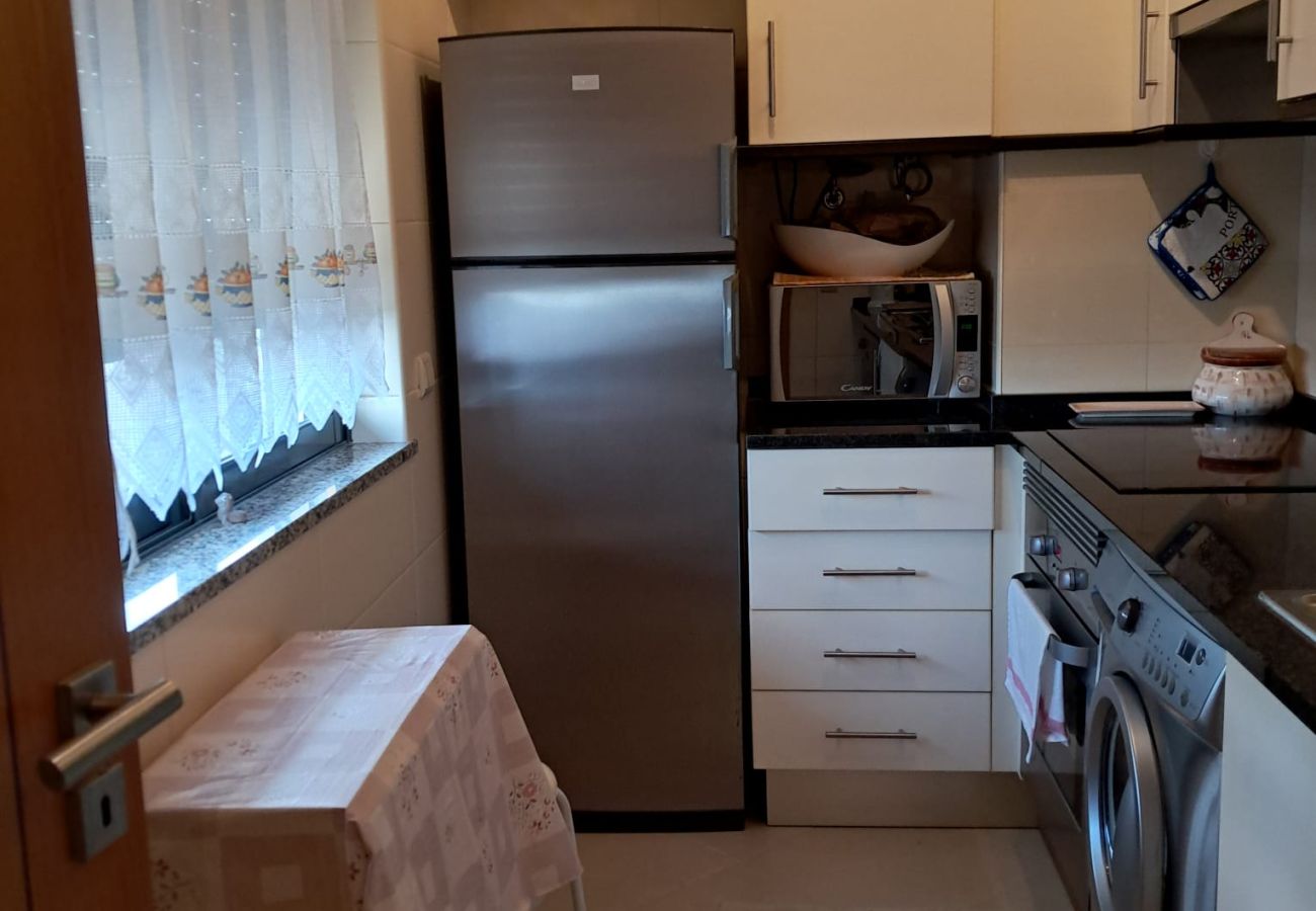 Appartement à Quarteira - T1 TAHITI-A/C, GARAGEM,WI-FI-PERTO DA PRAIA