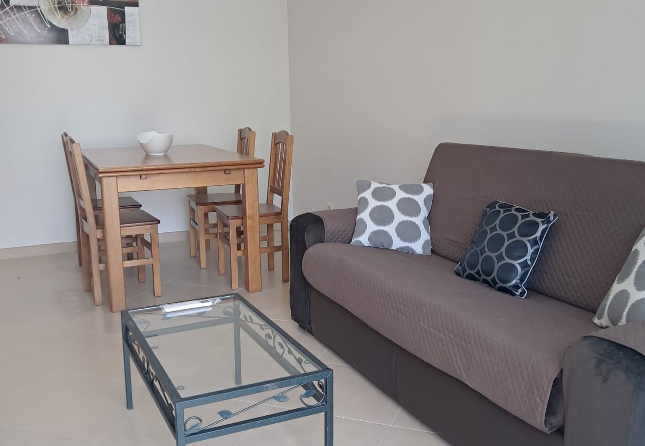 Appartement à Quarteira - T1 TAHITI-A/C, GARAGEM,WI-FI-PERTO DA PRAIA